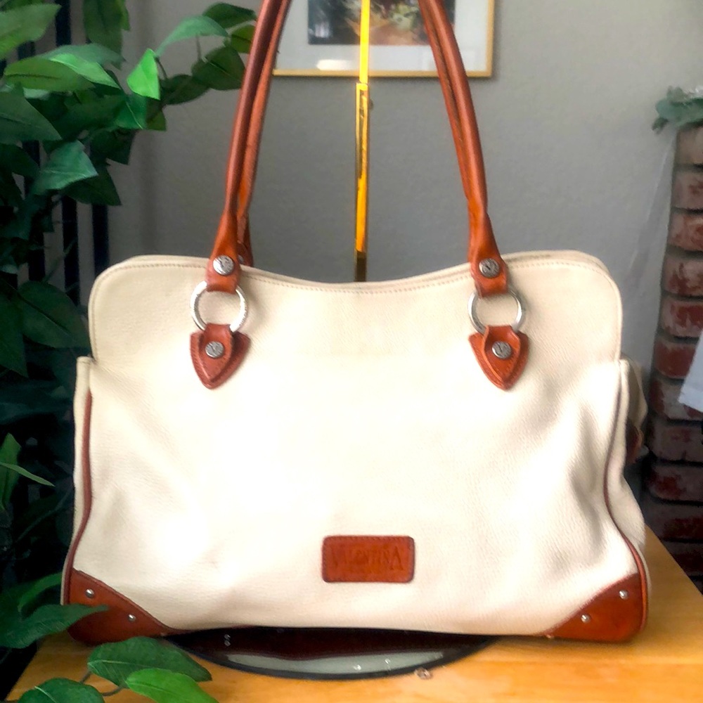 EUC VALENTINA ITALIAN LEATHER SHOULDER BAG